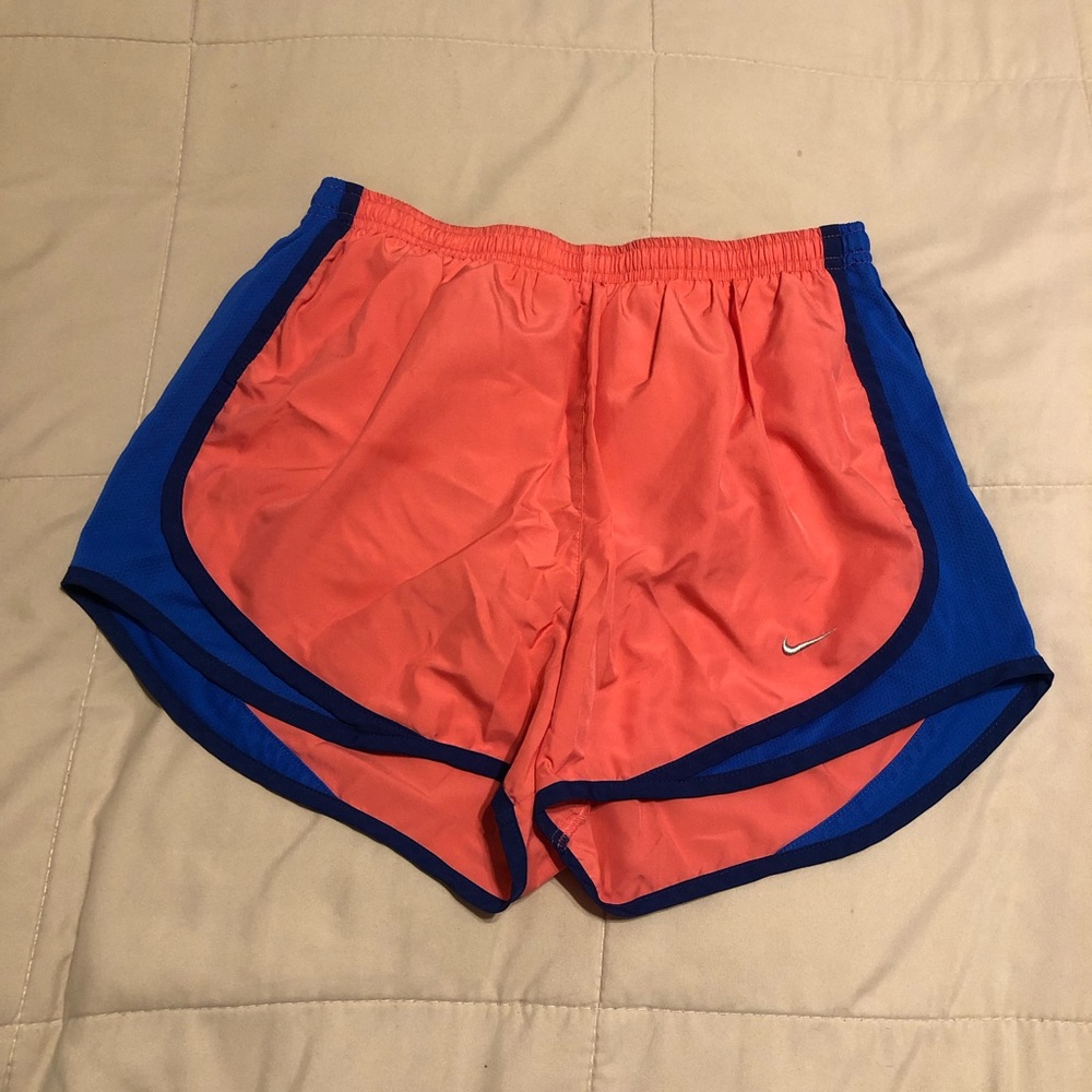 women’s nike shorts